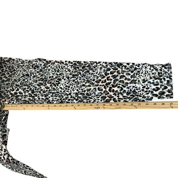 Zac & Rachel Women Pants Crop Pullover Stretch Leopard - Picture 6 of 6